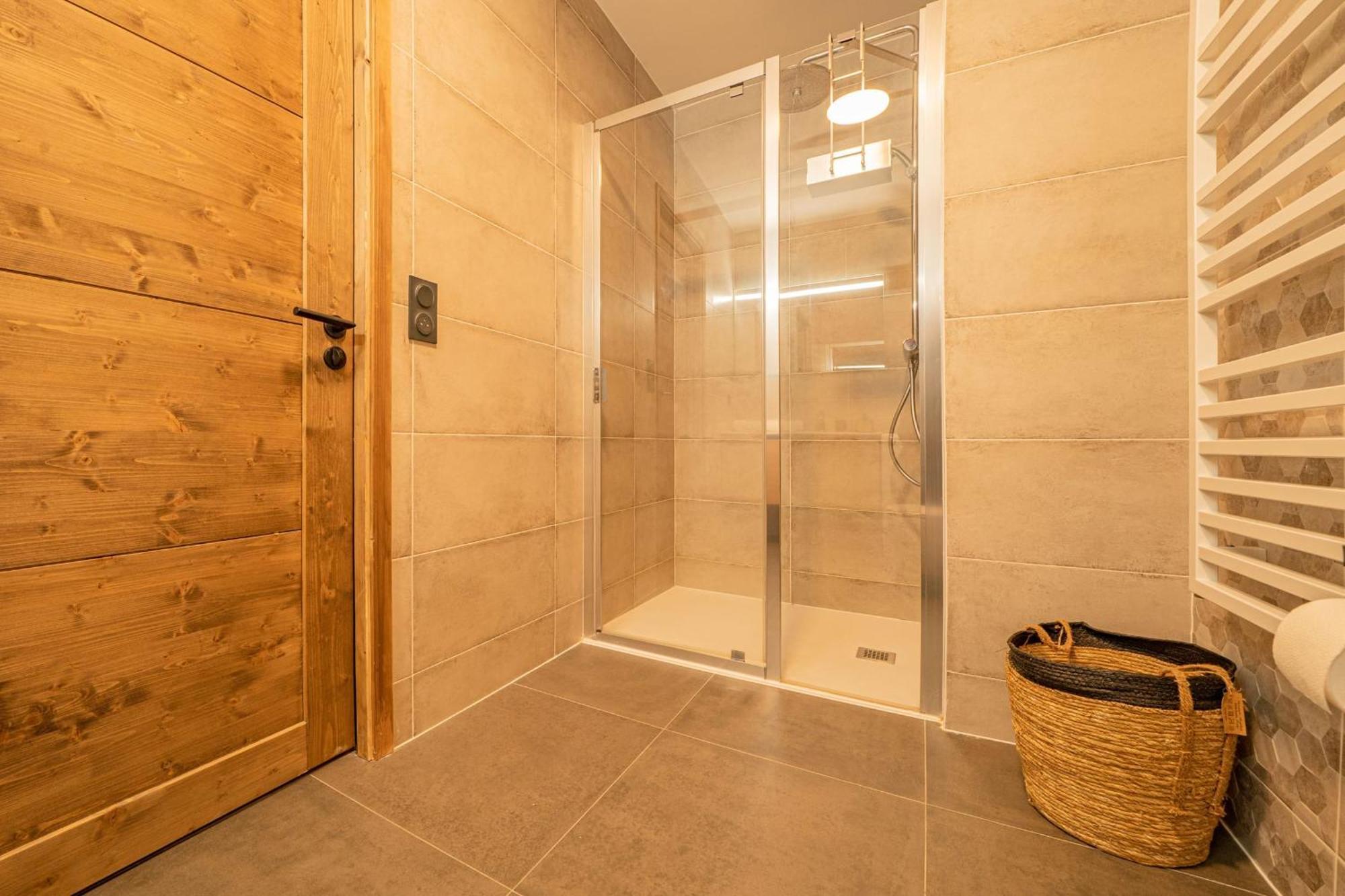 Perle Blanche - Brand New 2 Bedroom Apartment Perfectly Located Chamonix Mont Blanc Exterior foto